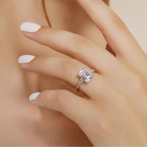 3 Carat Emerald Cubic Zirconia Ring